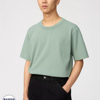 优衣库 圆领T恤/短袖优衣库男装女装合作款485563