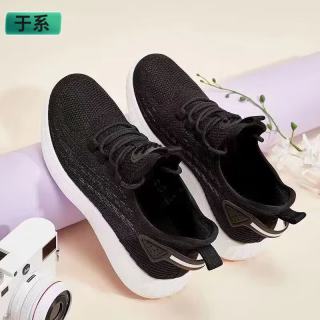 于系 X2 透气飞织网面 女士休闲鞋