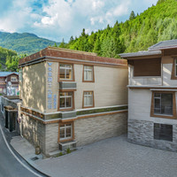 移动端：未来骑士·九寨云谷酒店（九寨沟上四寨店）1晚