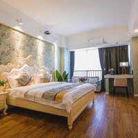 移动端：迪宝酒店（武汉光谷科技会展中心店）1晚+住酒店，吃隔壁酒店专享小龙虾套餐