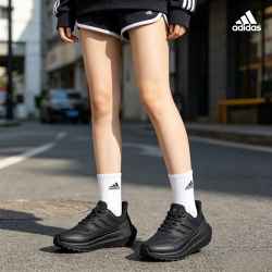 adidas 女款跑步鞋 IE1677