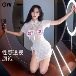 少女风白色改良旗袍2026新款暗纹蕾丝网纱胸前镂空侧开叉连衣裙