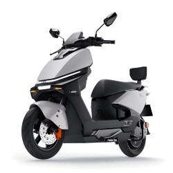绿源 S86 GT Max 高性能电动摩托车 LY3000DT-6