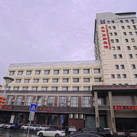 移动端：伊春天华宏都宾馆（火车站店）1晚