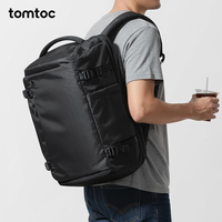 tomtoc 17.3英寸电脑仓男士双肩包