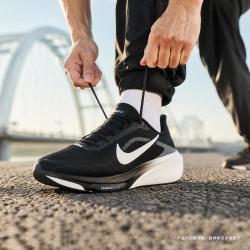 NIKE AIR ZOOM PEGASUS 42 男款跑步鞋