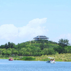 上林湖游船码头6座游船畅玩1小时