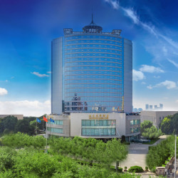 亚太花园酒店（环球度假区梨园地铁站店）1晚+环球班车接送服务+魔法袍试穿体验1份