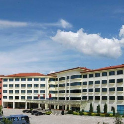 金隅凤山酒店1晚+1000㎡户外无动力儿童乐园+俯瞰整个昌平城❤凤山登山+远眺十三陵水库+享单人单次正餐+单人单次...