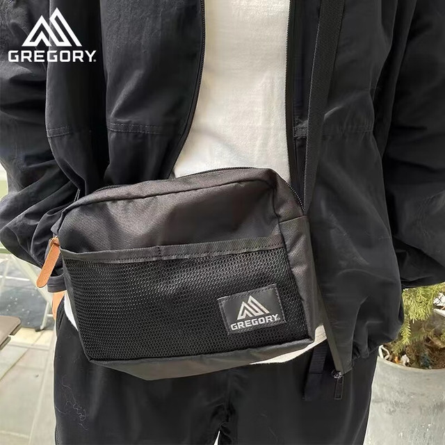 格里高利 POUCH ZIP 单肩休闲斜挎包