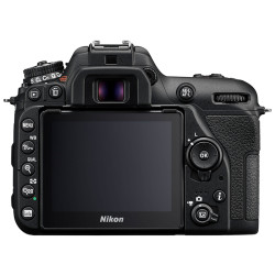 尼康 D7500 高清数码半画幅单反相机 D7500 单机（胜任多种光线环境）