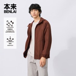 本来 BENLAI男士防风防泼水运动连帽夹克外套26秋季新款BRL160015 红棕 M