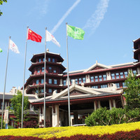 移动端:天津光合谷温泉度假酒店1晚+2大1小自助餐+胖达乐园+2大1小温泉票+两大一小动物园门票+两大一小夏日水乐园