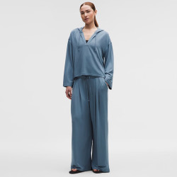 lululemon BeCalm 女士V领连帽衫 LW3LK4S