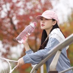 茶花 塑料杯运动水壶男女学生户外便携水杯大容量户外运动水杯子 粉色 1200ml