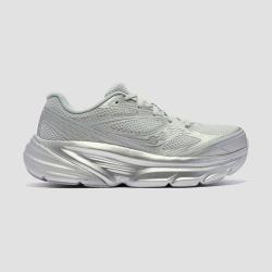 saucony GUARD AMR 赛博缓震跑鞋