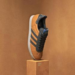 adidas 复古经典休闲运动鞋