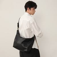 victoriatourist 轻奢高端单肩包大容量休闲包邮差包背包小型轻便挎包