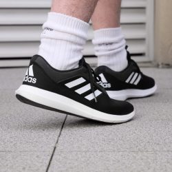 adidas CORERACER 男女休闲运动鞋 LDC79-2024B