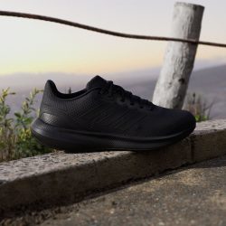 adidas RUNFALCON 3.0 男款跑鞋 6026275989319
