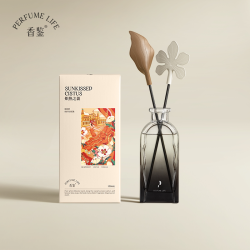 Perfumelife 炽热之蔷无火香薰 香薰液 130ml 紫色 持久留香 净化空气
