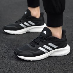 adidas HQ7557 男女通用跑步鞋 HQ7557