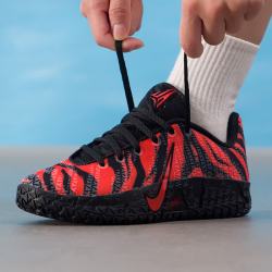 NIKE 大童JA3莫兰特篮球鞋 IB4776-200