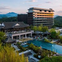 安吉悦榕庄多房型可选2晚连住+2大1小早餐+1h旅拍