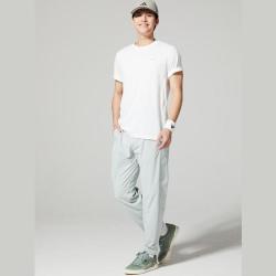 adidas 透气 男士T恤