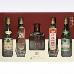 舍得 沱牌岁月历程系列 小酒组合 99ml*5瓶 收藏级礼盒装