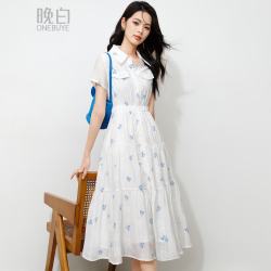 晚白 温柔风刺绣冰丝衬衫裙女2026夏新款收腰显瘦精致短袖连衣裙 白色