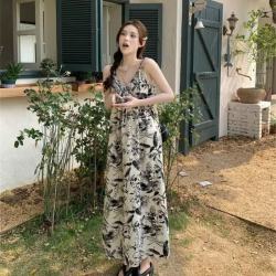 FOURDATRY 法式吊带连衣裙夏季新款海边度假感碎花长裙 吊
