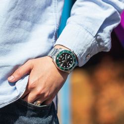 CASIO 绿黑水鬼手表男士潜水2025新款电子石英表MDV-107D-3A