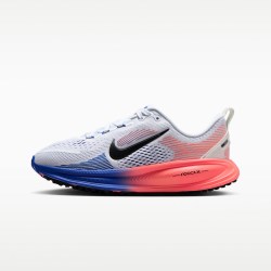 NIKE Vomero 18 跑鞋