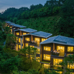 黄山水云间香榧谷酒店2晚+水云间自助下午茶+自然疗愈膳食养生套+新安养生安睡包+晚安饮+欢迎香榧+森林徒步1次+山...