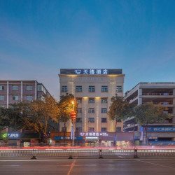 锦听连锁天禧酒店（德阳文庙广场店）1晚