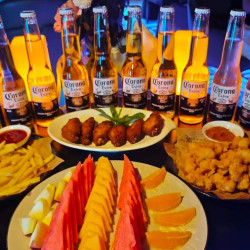 3-4人套餐｜科罗娜啤酒10瓶+小食3份+果盘