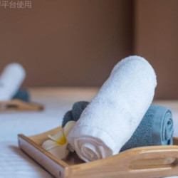  全身按摩+拔罐
