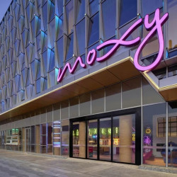宁波老外滩Moxy酒店2晚+入住每人一杯欢迎饮品