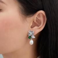 KRISTEN JUDI 淡水珍珠绿锆流苏无耳洞耳夹