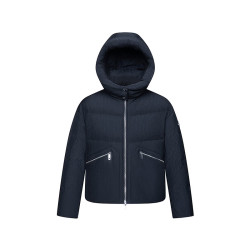 波司登 反季90绒羽绒服时尚休闲女款可脱卸帽加厚保暖冬季外套 曜石黑