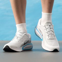 NIKE JOURNEY RUN 男款跑步鞋 FN0228-122