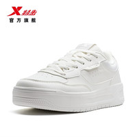 特步 经典板鞋女鞋时尚潮鞋运动鞋舒适耐磨休闲鞋子 帆白/银色 0027-女 37 新法码37.5美码6.5