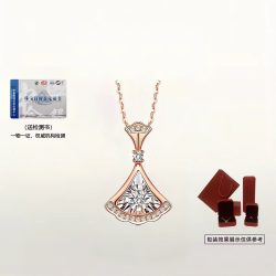 香彩 5项链时尚轻奢项链手链百搭同款锁骨链专柜礼物送老婆女友ins