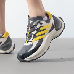 adidas MAXXWAVY 跑步鞋