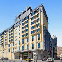 移动端：岷山新天地酒店（新天地购物中心店）1晚+游泳健身+零食大礼包+火车站或民航大巴乘车处接送服务一份