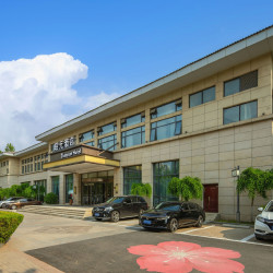 时岸·湖景庭院休闲度假酒店1晚