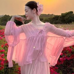 2026夏季超火多巴胺灯笼袖舞蹈服韩系度假在逃公主小香风粉色上衣