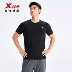 特步 吸湿速干短袖T恤