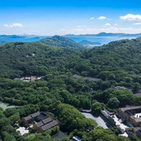 舟山普陀山花间岭·观自在 映桃高级双床房1晚